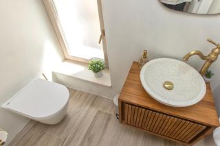 Kamena vila u mirnoj ulici blizu centra Trogira - 2