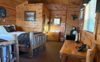 Badlands Frontier Cabins - 6