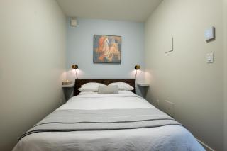 Stylish Modern Apartment In The Heart Of Old Town Victoria - 7