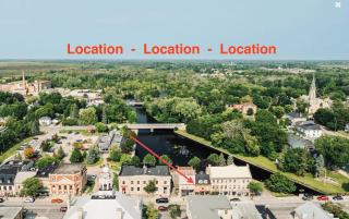 European Style Open Concept Oasis on the Tay River Basin - Perth - 8