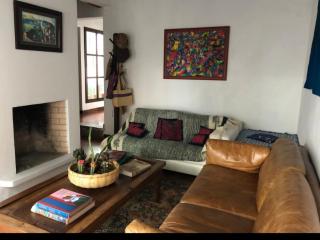 Poetry House Antigua Guatemala - 7