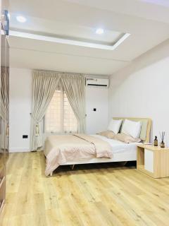 Majestic Oasis - Lagos - 1