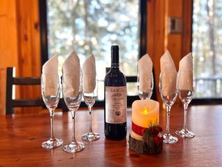 Winter Lakefront Chalet - Serendipity Hideaway - Ski, Skate, Snowshoes & Relax by the Cozy Fire - 2