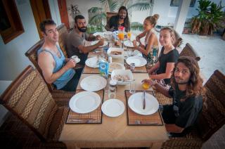 Jail Break Surf Inn - Himmafushi - 4