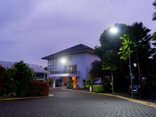 Nava Magnolia Hotel - Bandung - 0