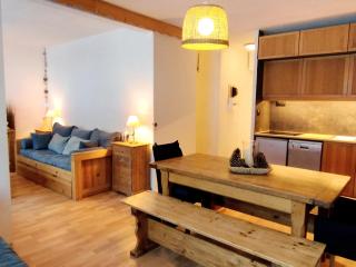 À Prapoutel : 2 pièces cabine, pied des pistes, balcon, 4ème étage - FR-1-771-60 - Les Adrets - 5