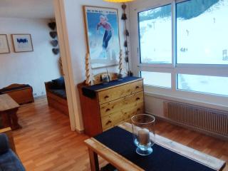 À Prapoutel : 2 pièces cabine, pied des pistes, balcon, 4ème étage - FR-1-771-60 - Les Adrets - 2