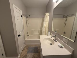 Modern & Renovated, Dog Friendly, 1st Floor Condo - Rehoboth Beach - 5