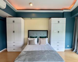 Luxe 2-BR Condo in Avant BGC - Manila - 4