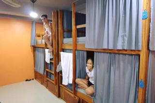 NOMAD HOSTEL KRABI AND TRAVEl - Krabi - 0