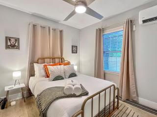 The Saint Murray perfect 2 bedroom minutes to everything - Charleston - 6