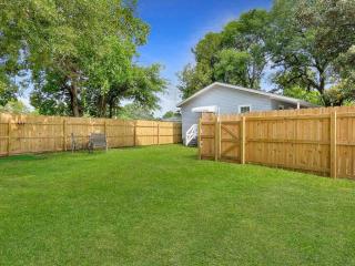 The Saint Murray perfect 2 bedroom minutes to everything - 4