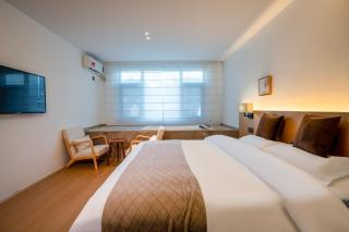 Junlan Hotel 张家界郡澜民宿 - Zhangjiajie - 6