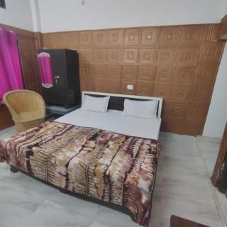 Govind Niwas Guest House - Ayodhya - 5