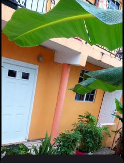 Peaceful Nest Apt 3 - 1