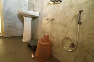 Hampi Green Hills Guest House - Hampi - 1