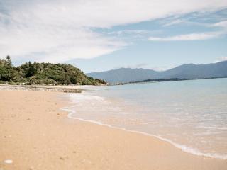 Drift Off Grid - Tata Beach - 5