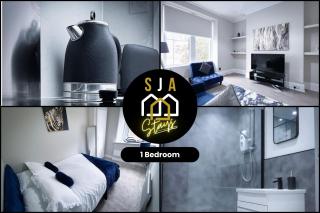 Strudel House - SJA Stays - Modern 1 Bed Apartment - Aberdeen - 0