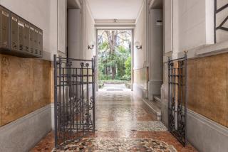 Elegant Apartment with Parking - Central Station - Milan - 4