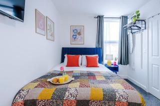 Jephsons Lodge Studio 6 - Town Centre Gem, Parking, WiFi & Free Netflix - Leamington Spa - 0
