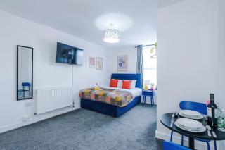 Jephsons Lodge Studio 6 - Town Centre Gem, Parking, WiFi & Free Netflix - Leamington Spa - 3
