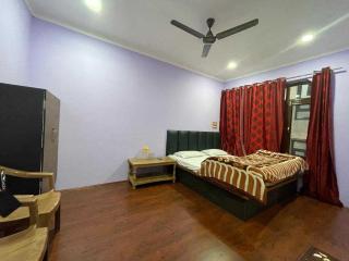 Hotel O Kohsheen Guest House - 5