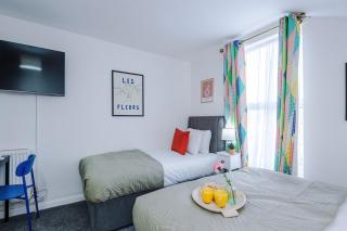 Jephsons Lodge Studio 9 - WiFi, Town Centre, Parking, Free Netflix - Leamington Spa - 8