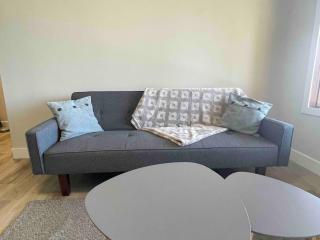 Suite with a view! Close to city amenities - Kamloops - 9