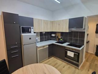 Diamond - 500 m from the centar - 4