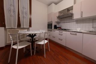La Casina Di Monica - Ravena - 4