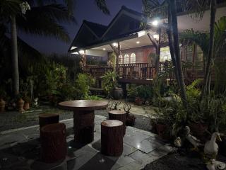 House in the garden - 4