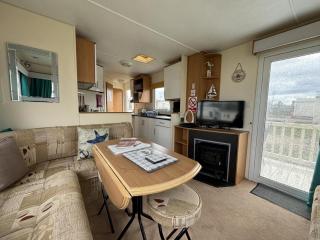 Pet Friendly Breaks at Golden Palm, Skegness - Chapel Saint Leonards - 9