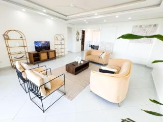 Luxe Beachfront at JUMEIRAH PALM RESORT-NYALI - Mombasa - 0