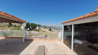 Cozy Mountain Retreat with Views - 8