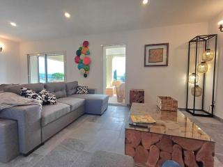 T3, 8 couchages, grande terrasse, vue mer, parking privé - 2