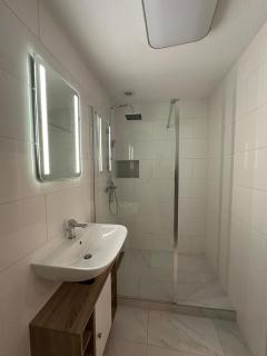Beautiful Appartment in MG - Self Check-in - Mönchengladbach - 9