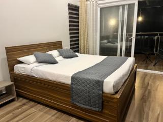 Avalon Stays - Guwahati - 9