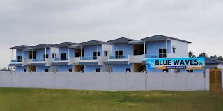 Blue Waves Beach Resort - 8