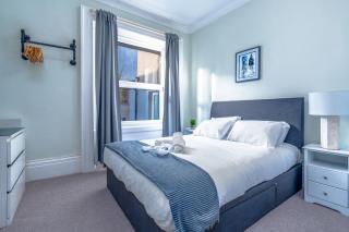 Central Designer Apt: Cafés, Bistros & Bars - Bristol - 6