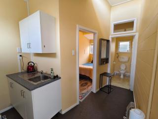 Parakai Geothermal Motel - 6