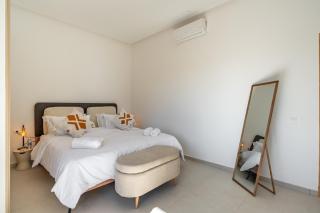 Villa Dar Yas, Luxe à 15min du Centre avec Piscine Chauffée, Cuisinière, Chauffeur, Air Hockey, Ping-Pong & Jeux de Société - Marrakesh - 4