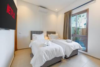 Perfect Villa, Heated Pool, 15min from City Center, 4 Bedrooms, Private Cook and Airport Pickup - Marraquexe - 3