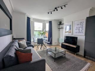 Conegra Road Apartments - High Wycombe - 0