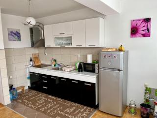 City Apartment Lukavac - Lukavac - 8