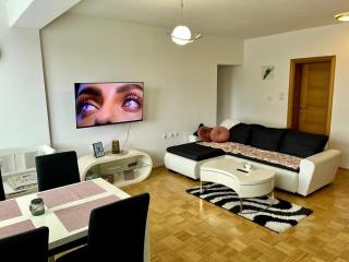 City Apartment Lukavac - 0