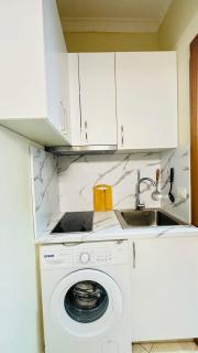 Cozy Studio Apartment in Lungomare - 8