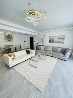 elegant urban escape apartments fully equipped gym, ample parking space,swimming pool,children playing ground and amazing city views - Nairobi - 9