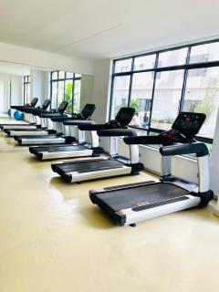 elegant urban escape apartments fully equipped gym, ample parking space,swimming pool,children playing ground and amazing city views - Nairobi - 6