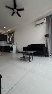 Urban Suites Nest 2BR New Unit 2 Free Carpark High Floor Nice View Unit - George Town - 8