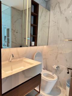 Metropole Thu Thiem - Luna Apartment - Chic, Unbeatable LOCATION, Great Value!!! - Ho Chi Minh - 9
